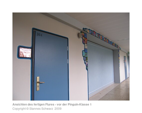 View of the finished corridor - in front of the the Penguin-classroom 1